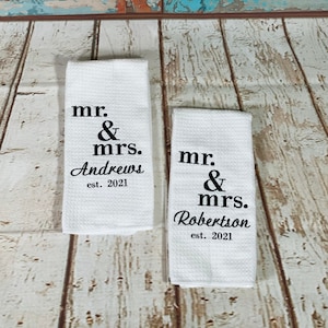 Personalized Dish Towel - Mr and Mrs Kitchen Towel  - Custom Tea Towel - Kitchen Decor - New Couple Gift - Wedding Gift, anniversary gift