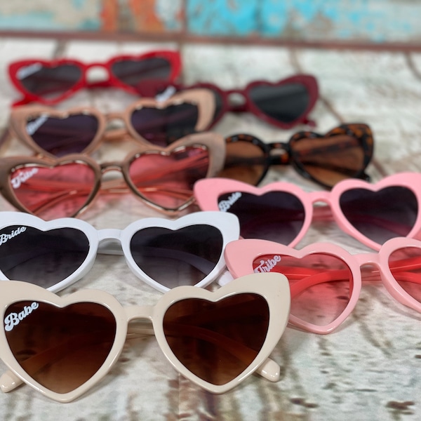 Bachelorette Party heart Sunglasses- Bride Sunglasses Retro Sunglasses- bridesmaid gifts bridesmaid proposal- Heart sunglasses