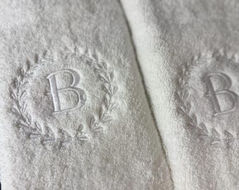 Embroidered Custom towels with Monogram, Personalized Decor Hand Towel, Home decor Turkish towel, Anniversary gift for wife, New home gift