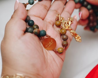 Rosario de Nuestra Señora de Guadalupe: Rosario católico de piedra mate