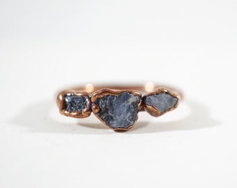 Raw Sapphire Copper Stacking Ring / Mother's Ring / Trinity Ring / Raw Stone Ring / September Birthstone