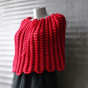 Wedding capelet Short red cape Knit bridal wrap Shoulders cover up wedding Poncho