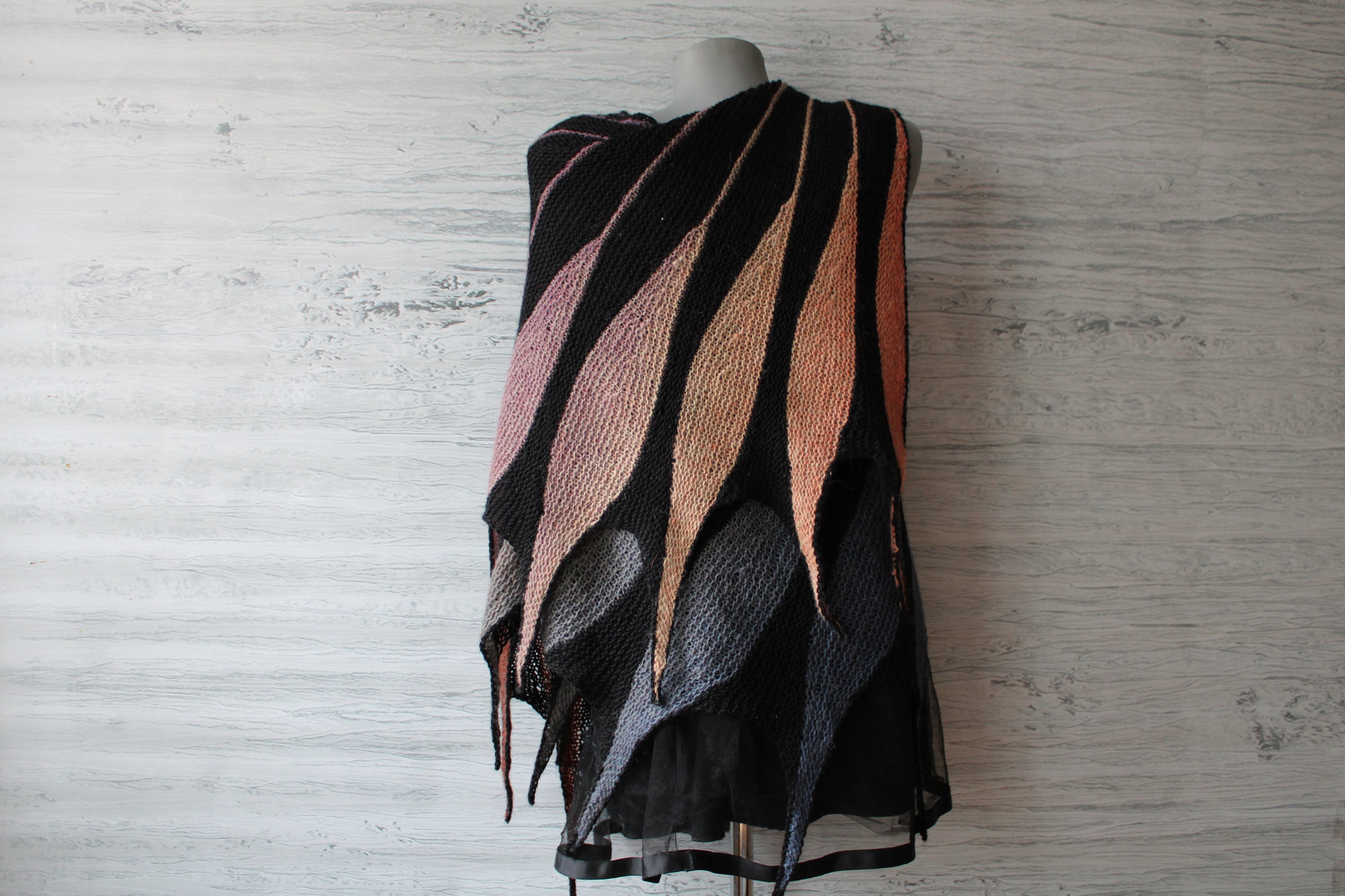 Feather shawl Hand knit shawl wool Boho bridal shawl wings | Etsy