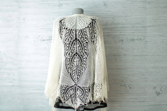 lace shawl for wedding dress