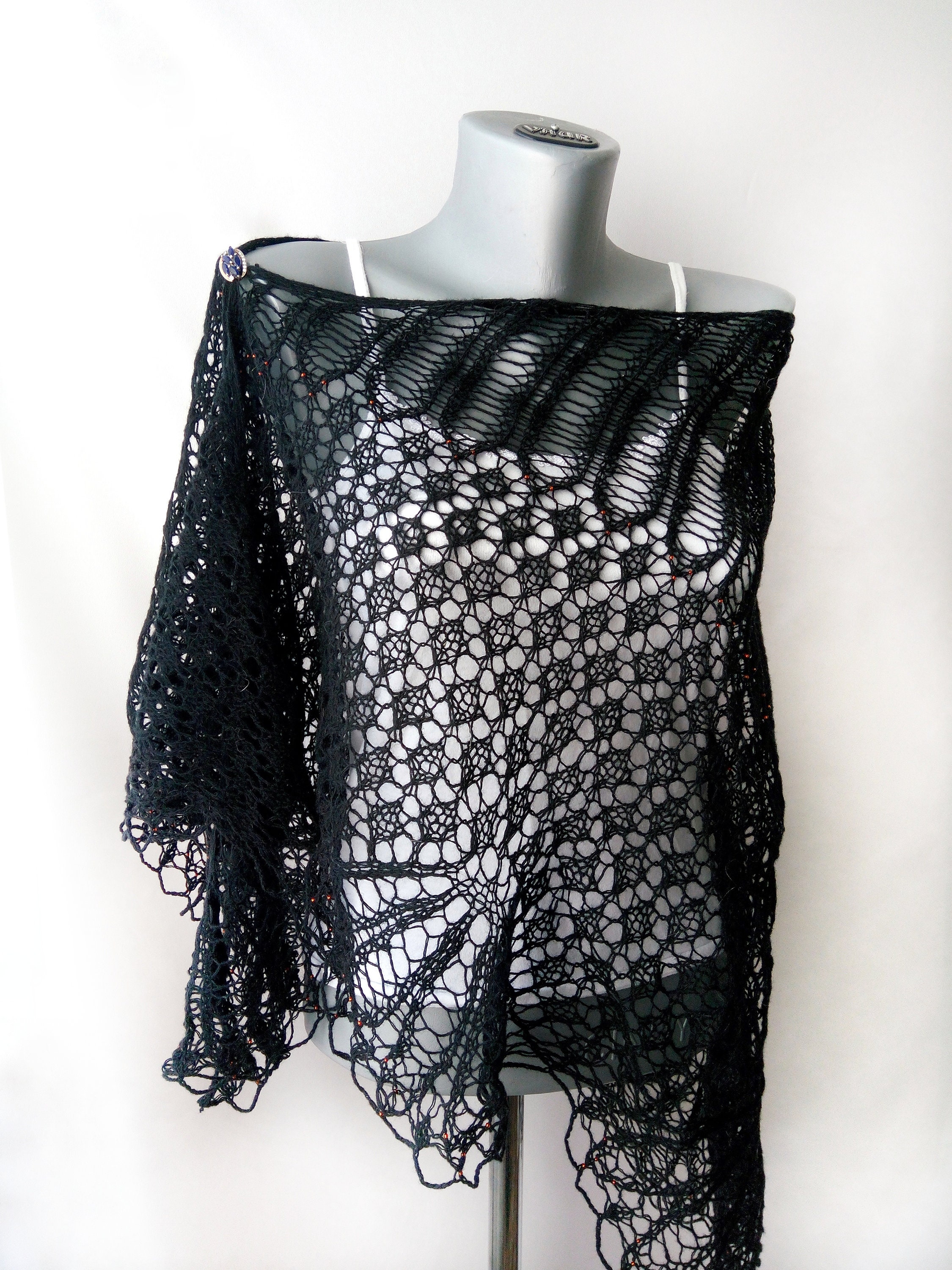 Goth shawl Lace shawl black Victorian mourning shawl Hand | Etsy