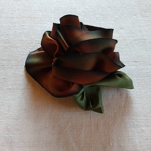 Handmade Ombre Silk Rose Pin image 1