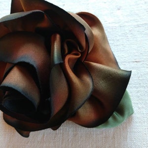 Handmade Ombre Silk Rose Pin image 4