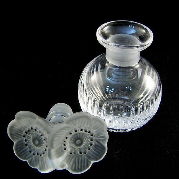 Soffiato A Bocca Crystal Perfume Bottle, Double Anemone Flowers,  Frosted Stopper, Deep Cut Ribbed Sides, Italy, Cristalli Puthod