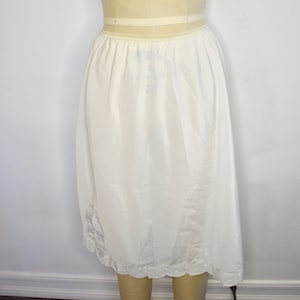Vintage 50s slip skirt with dot scallop hem