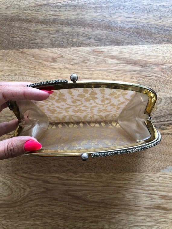 1950s/1960s lucite bag/clutch - image 3