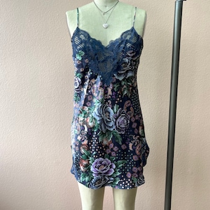 VINTAGE BLUE FLORAL Slip