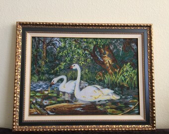 The beaded picture "Swans"