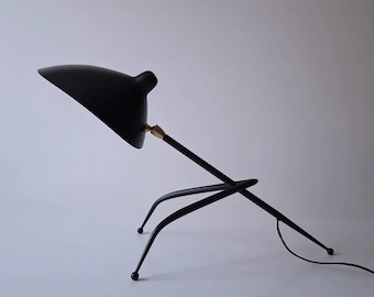 Lámpara de mesa Tripode grande estilo Serge Mouille Stilnovo Arredoluce Lumi Torlasco