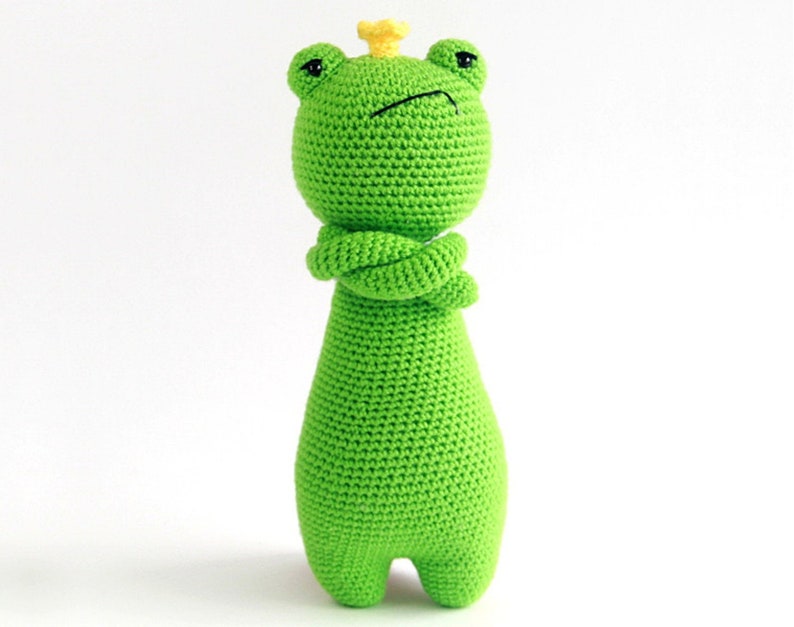 King Frog Crochet Amigurumi Pattern PDF image 1