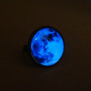 Glowing Moon Ring / Grey Moon / Moon Ring / Planet Ring / Glow in the dark / Glowing Ring / Handmade Ring / Cosmos Ring / Glows / Spase Ring image 3