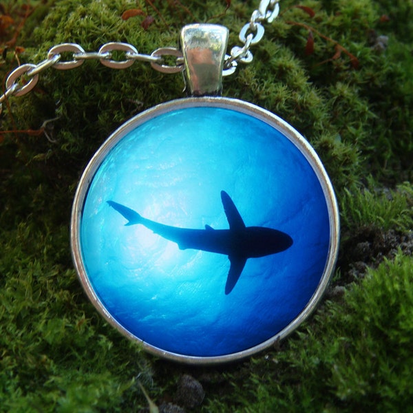 Glowing Necklace / Shark Pendant / Christmas Gift / Glowing in the Dark / Fish under water / Glows Jewelry / Fish Necklace / Ocean Pendant