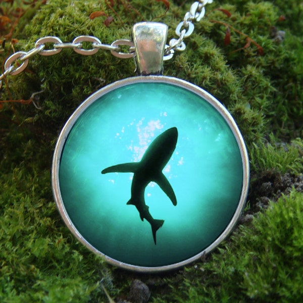 Shark necklace Glow in the dark Green glowing Fish pendant Sea necklace Ocean jewelry Shark pendant Sea jewelry Water fish Glowing pendant