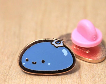 Buru-chi Kudamochi Enamel Pin cute kawaii blueberry mochi