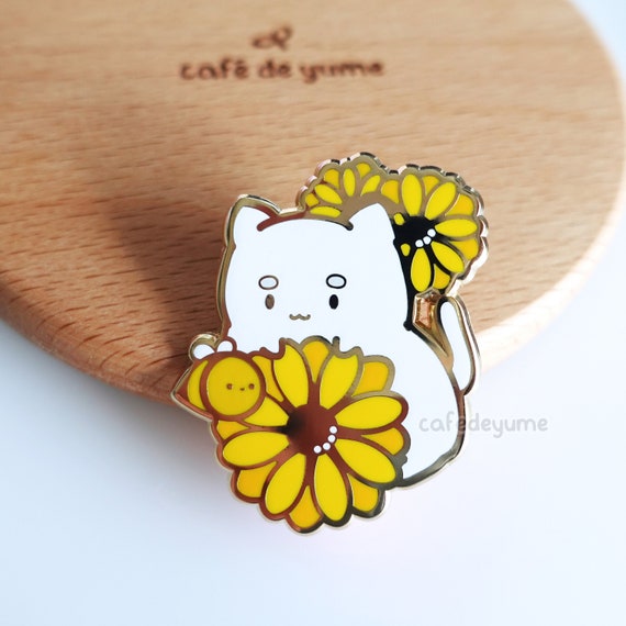 Sunny Kitty Enamel Pin