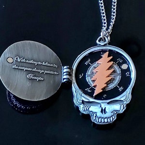 Terrapin Station pendant w/ Chain