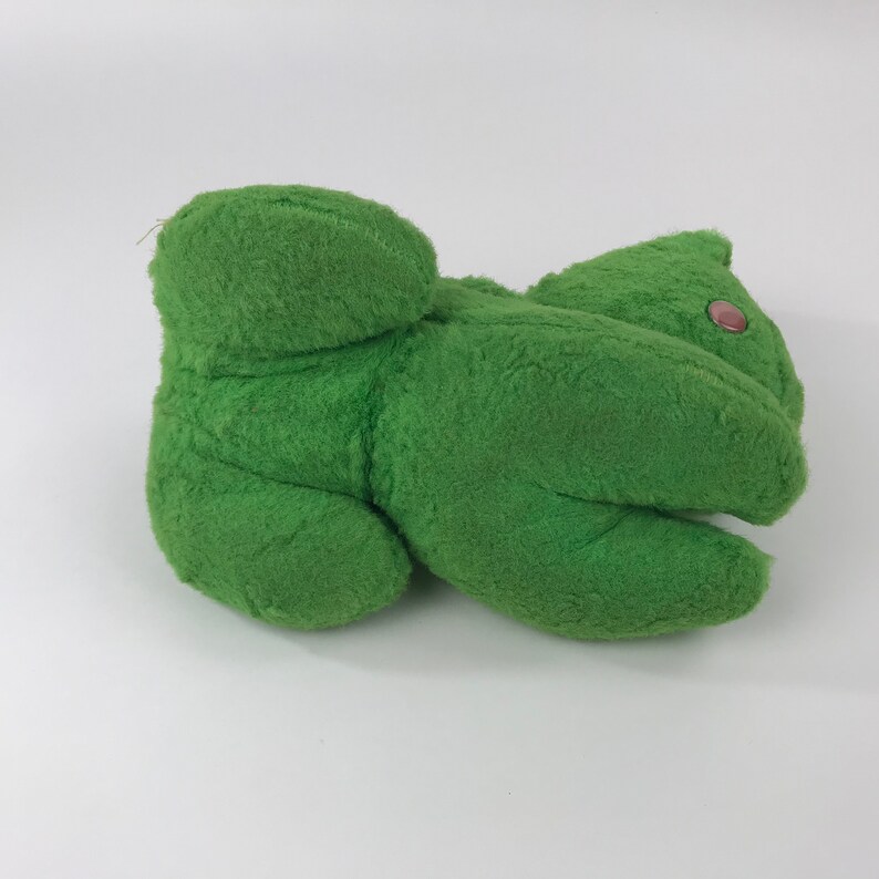 green stuffed bunny