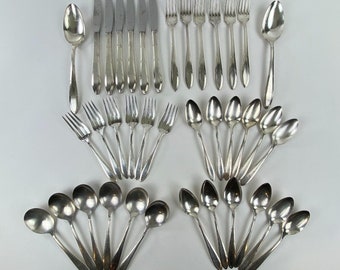 Oneida Nobility Plate Silver Plate Bestekset, 38-delig, Mijmerijpatroon