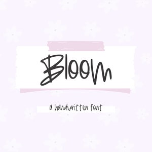May include: A handwritten font called "Bloom" displayed on a white background with a pink stripe above and below the text. The background is a light purple with a pattern of white flowers.