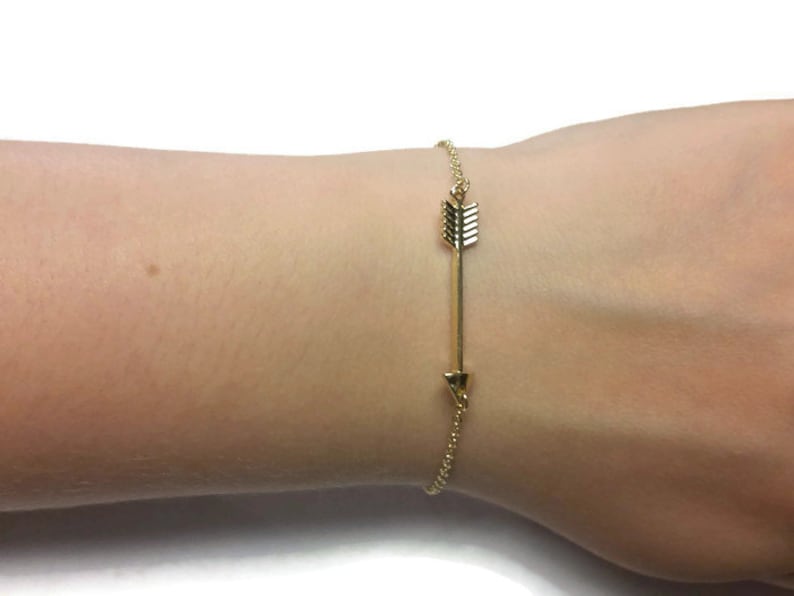 Arrow Charm Bracelet Simple Gold Chain Bracelet Anniversary Gift Chain Bracelet Adjustable Chain Link Lobster Clasp Gift for Her