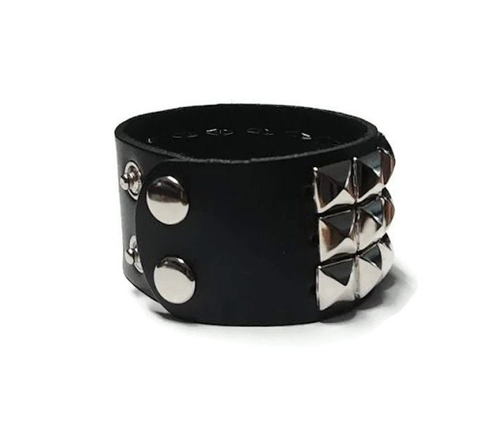 【BLACKPURPLE】25SS★ Calix Half l Cuff Bracelet BLACKPURPLE】25SS☆ Calix Half l Cuff Bracelet Open Cuff
