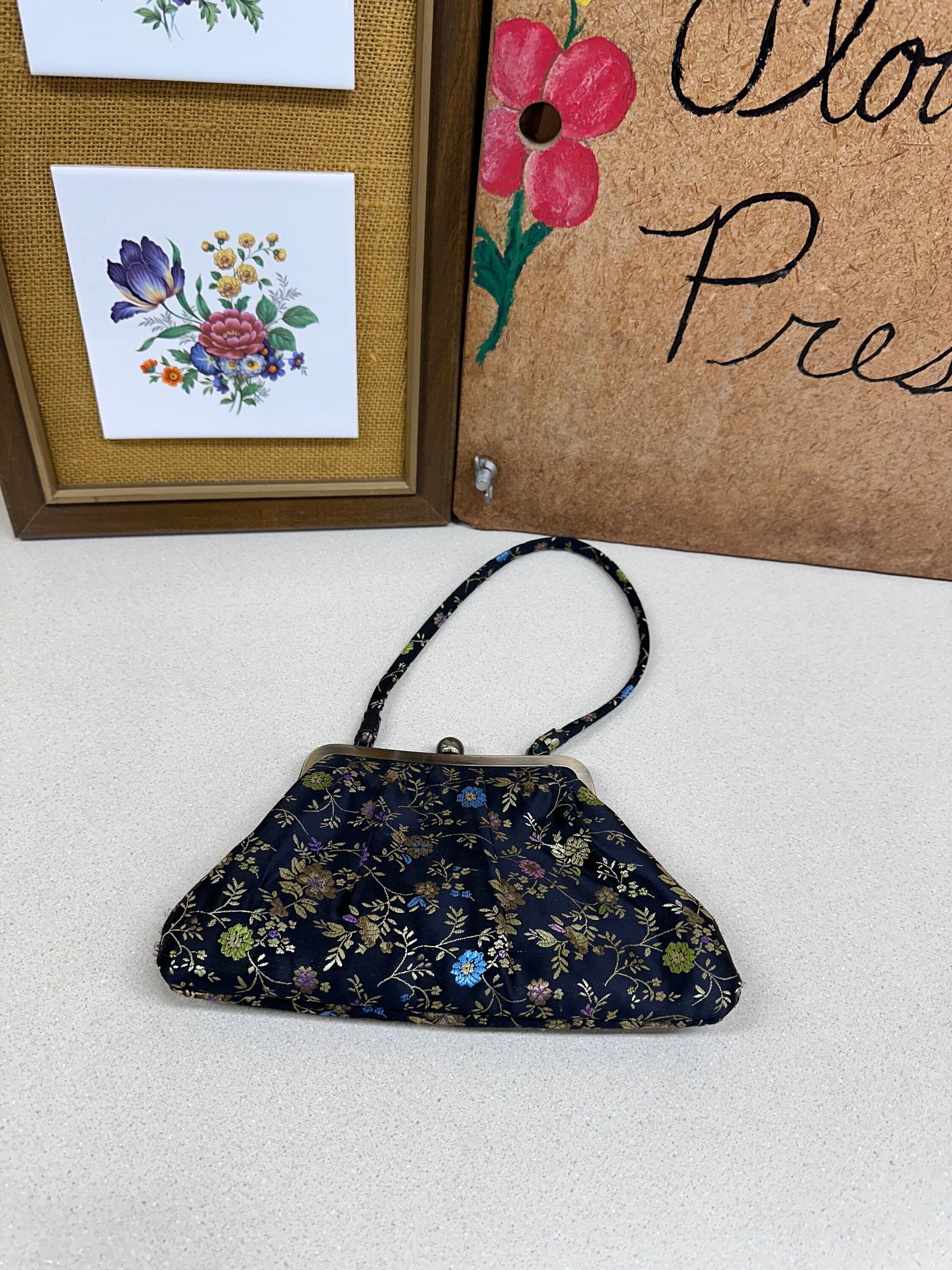本格派ま！ Vintage Purse Black Floral Shoulder Bag Retro Floral バッグ