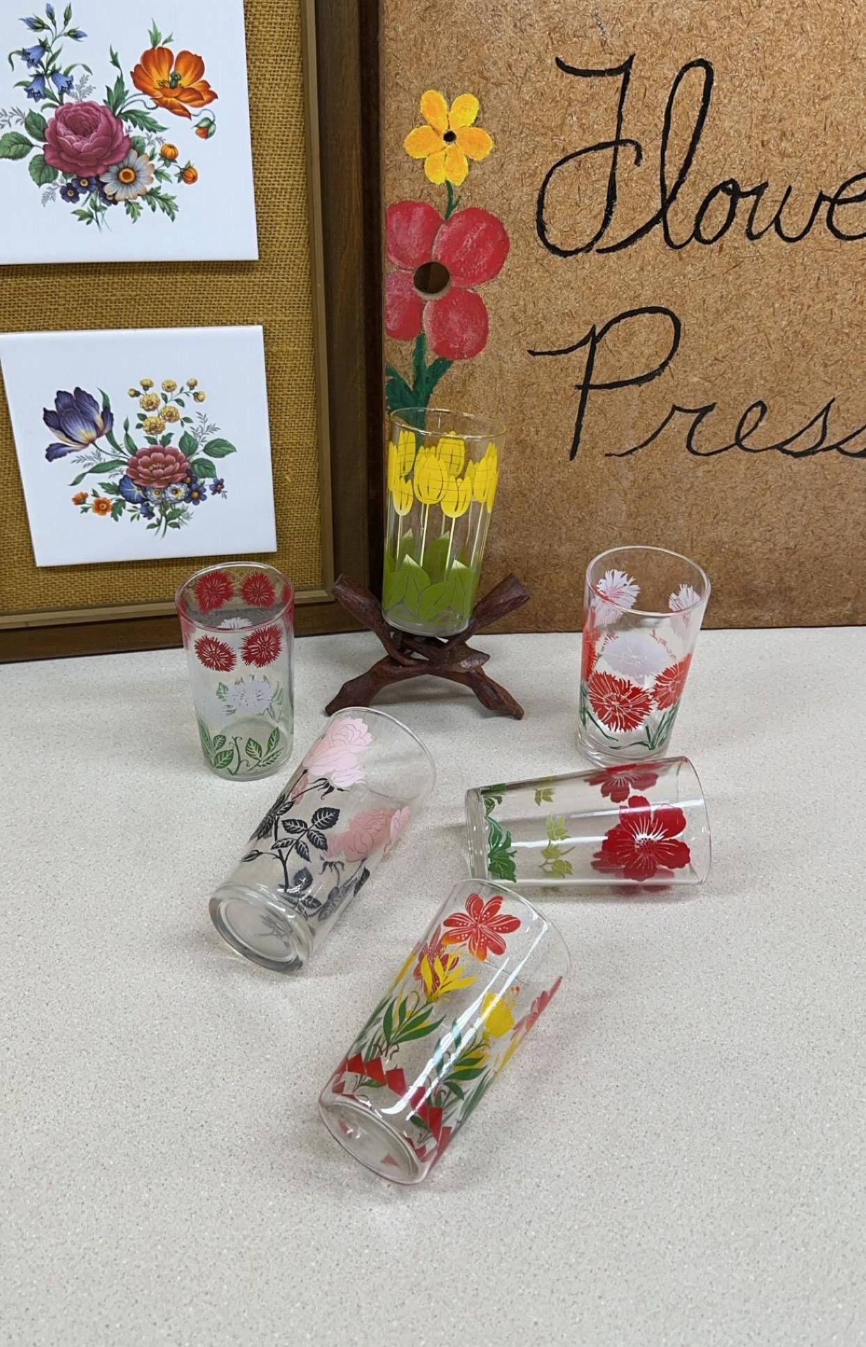 Vintage Floral Becher Kleine Trinkgläser Hazel Atlas Bundesglas USA Floral Cottagecore Bauernhausdekor Ihrer Wahl