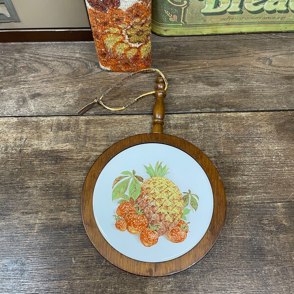 Vintage Hot Pad Wood Trivet Tile Top Strawberries Pineapple Vintage Fruit Decor Leather Strap for Hanging