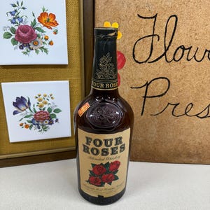 Vintage Four Roses Whiskey Bottle Blended Whiskey 1/2 Gallon