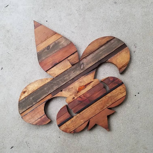 Fleur de Lis, Fleur de Lis wood sign, Rustic Wood Sign, Reclaimed Wood