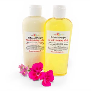 AHA Exfoliating Skin Care & Body Wash - Red Bumpy Chicken Skin, Exfoliates skin and leaves it soft and supple