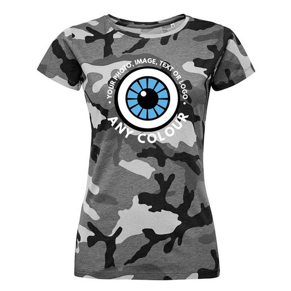 Camiseta con estampado de camuflaje con imagen personalizada para