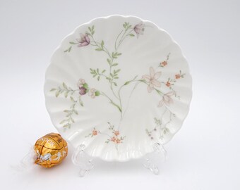 Wedgwood Campion Bone China 4.75" Round Pin Dish: Templeton Tray, Made in England