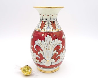 Sambuco Deruta 8" Art Vase, Metallic Ruby and Gold Luster, Lily and Flower Decoration Made in Italy, Italian Ceramic Vase