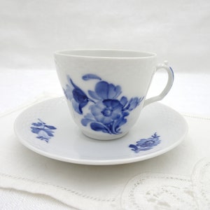 26 Sets Royal Copenhagen Blue Flower Braided, Espresso Cup and Saucer For  Sale at 1stDibs  royal copenhagen flora espresso, royal copenhagen  espresso cups, royal copenhagen cup and saucer