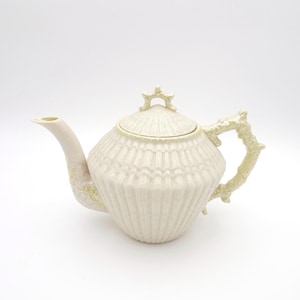 Belleek Limpet Teapot Yellow Cobb Trim, Made in Ireland, 4th Mark