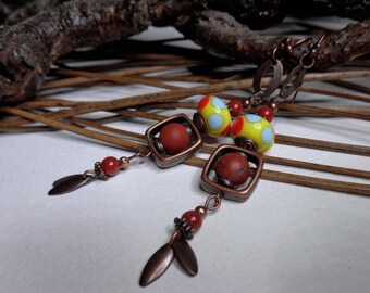 Boucles d'oreilles longilignes en jaspe rouge et perles au chalumeau, rouge/jaune, boho chic, longues,rustique urbain,citadines,cadeau femme