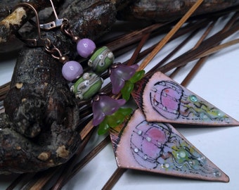 Boucles d'oreilles Méduses, rose et vert, bohème, cuivre émaillé et perles au chalumeau, nature, animaux marins, jade lilas, cadeau femme