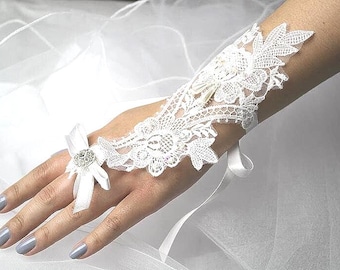 Rhinestone Bridal Gloves, Beaded White Lace Fingerless Gloves, French Floral