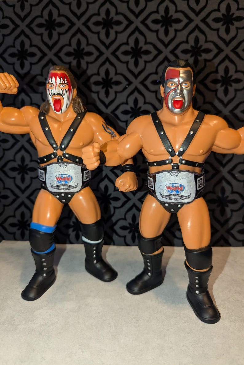 4 cinture Tag Team personalizzate WWE WWF Ljn Big Rubber Guys (figure non incluse) immagine 9