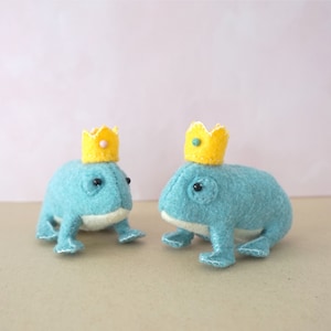 Edward the Frog Prince PDF Sewing Pattern - diy princess decor, felt frog plushie, halloween frog, frog felt toy felt frog DIY, frog crafts image 8