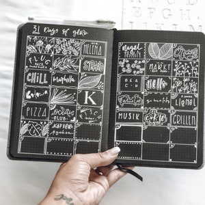 Black Paper Journal Book / Notebook A5 _ Dotted Grid _ Geroblack