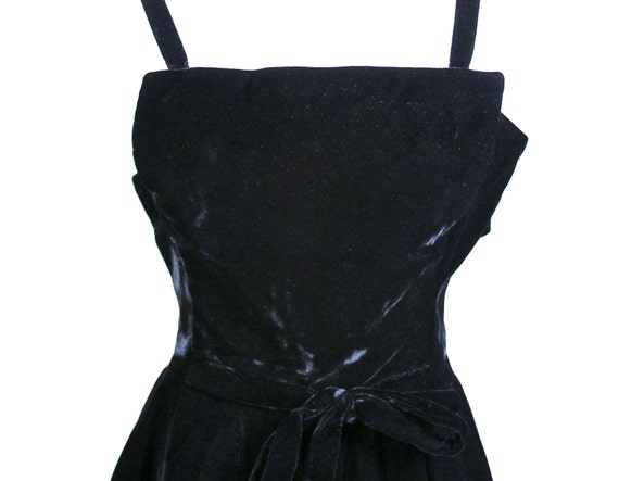 Black Velvet Suzy Perette New York Strappy Dress … - image 2