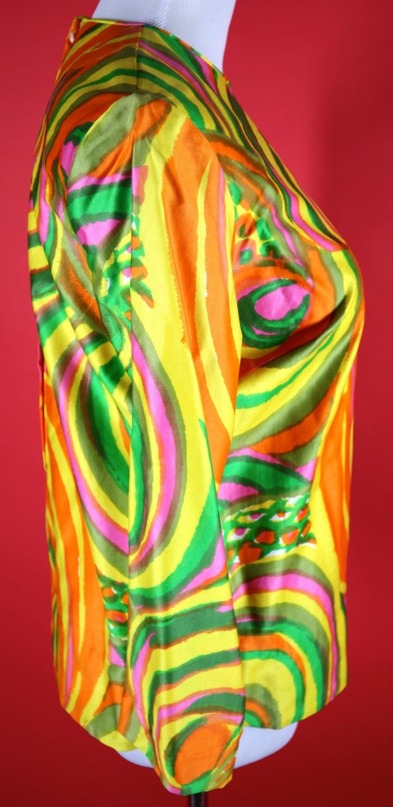 Psychedelic Swirl Patterned Zacuto California Blo… - image 2