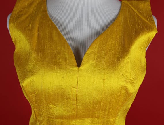 Arielle D' Haulerives Paris Brussel Bright Yellow