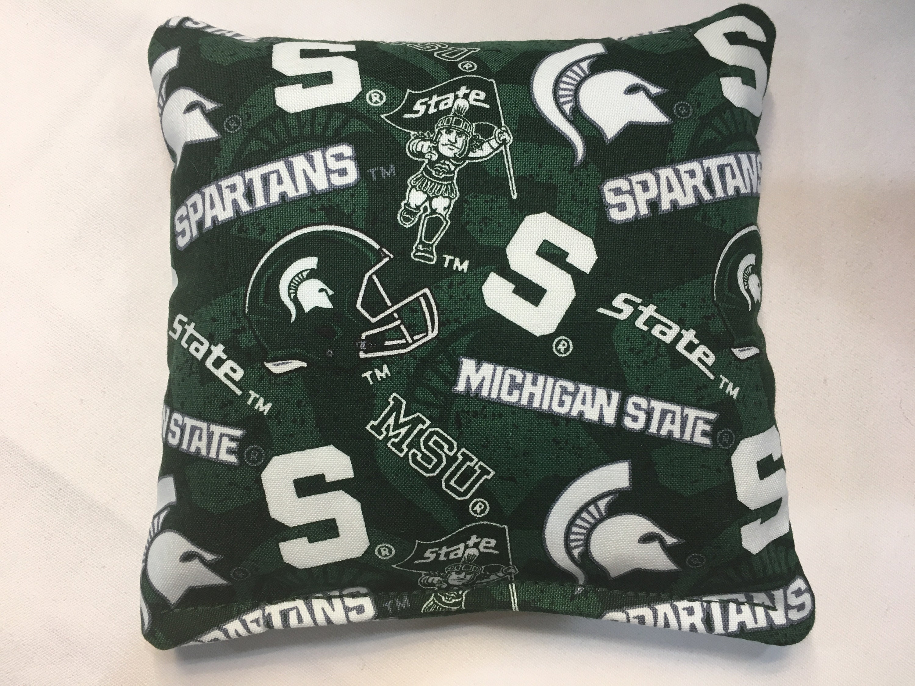 MICHIGAN STATE SPARTANS CORNHOLE BEAN BAGS SET OF 8 TOP QUALITY TOSS GAME 